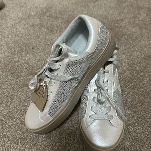 NWT Shu Shop Reba sparkly sneakers